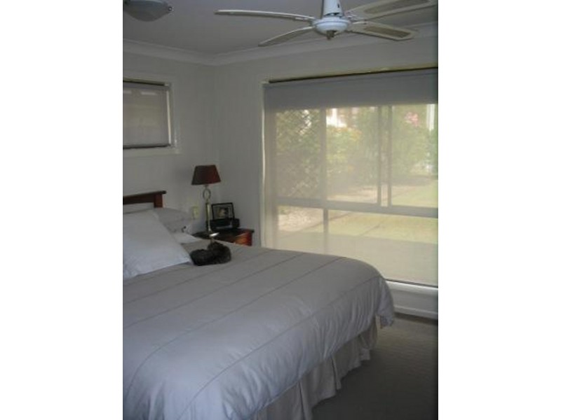 Hollywell QLD 4216