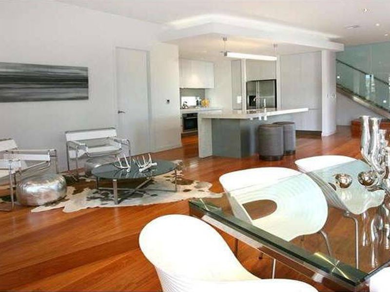 2 Quayside Drive, Helensvale QLD 4212