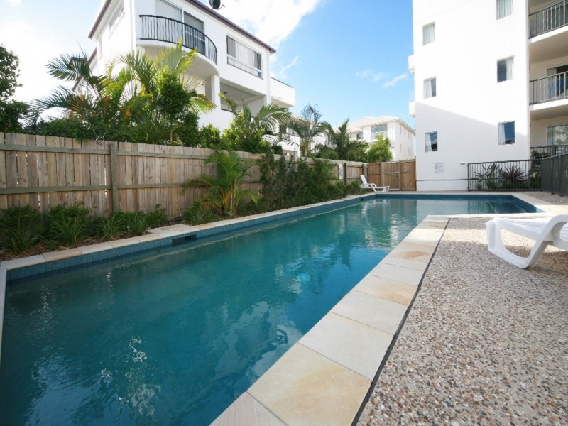 4 Proud Street, Labrador QLD 4215