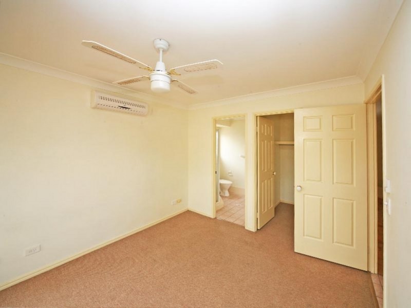 181 Greenacre Drive, Arundel QLD 4214