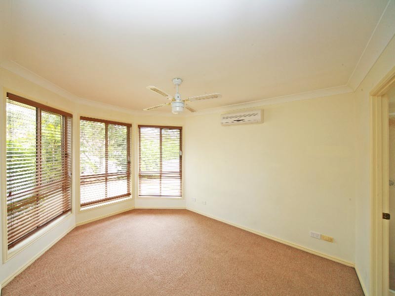 181 Greenacre Drive, Arundel QLD 4214