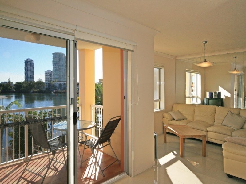 7/9-11 Taylor Street, Biggera Waters QLD 4216