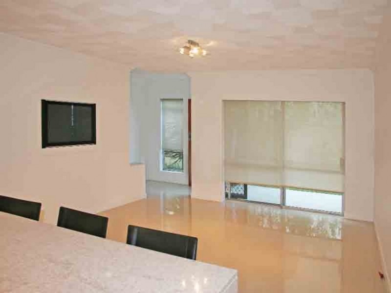 2/83 Bayview Street, Runaway Bay QLD 4216