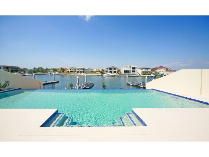 Paradise Point QLD 4216