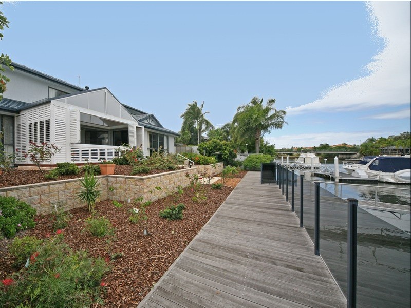 46 Sundance Way, Runaway Bay QLD 4216