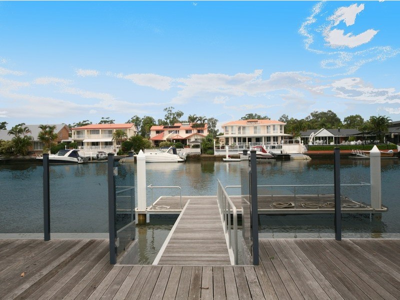 46 Sundance Way, Runaway Bay QLD 4216