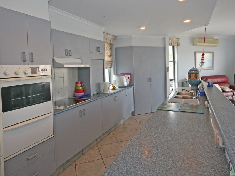 46 Sundance Way, Runaway Bay QLD 4216