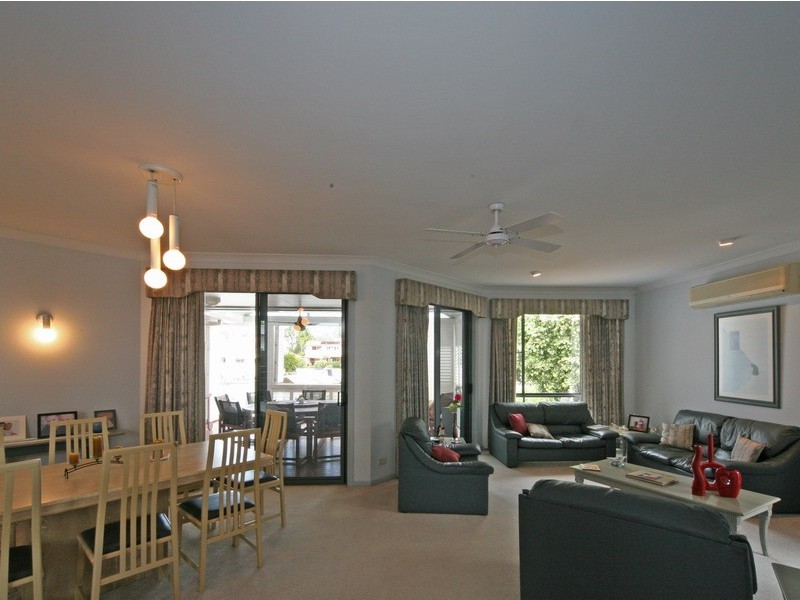 46 Sundance Way, Runaway Bay QLD 4216