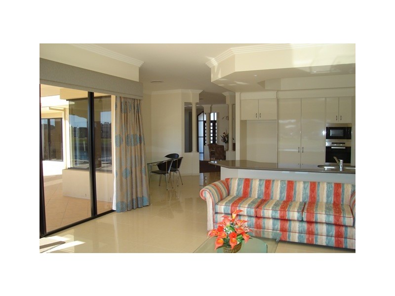 30 Middle Quay Drive, Biggera Waters QLD 4216