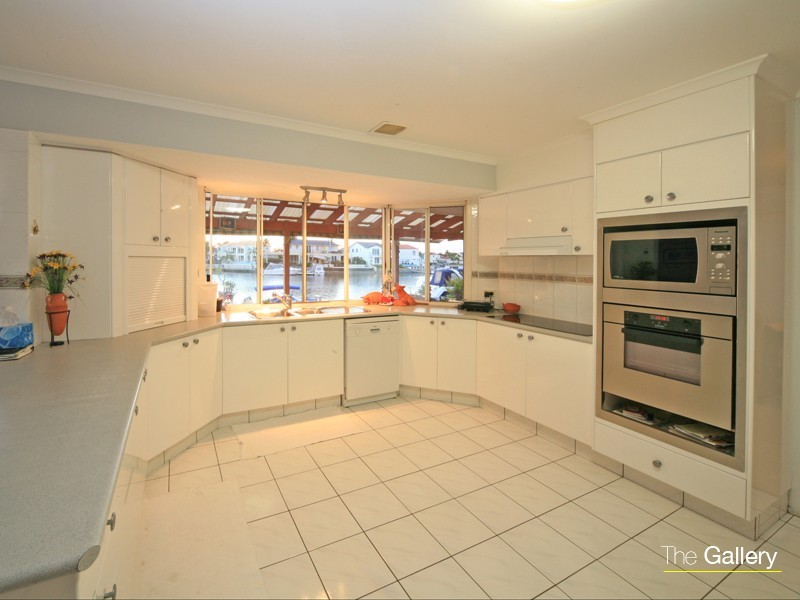 28 Midnight Court, Runaway Bay QLD 4216