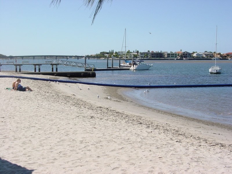Paradise Point QLD 4216