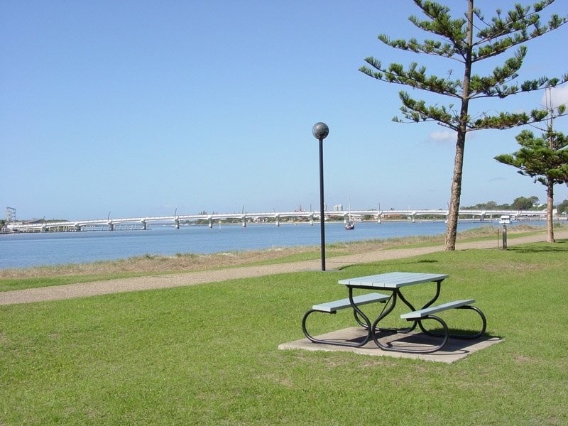 Paradise Point QLD 4216