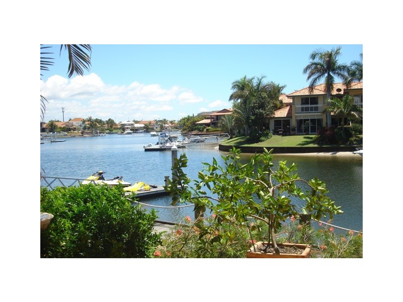 31/3 Lee Road, Runaway Bay QLD 4216