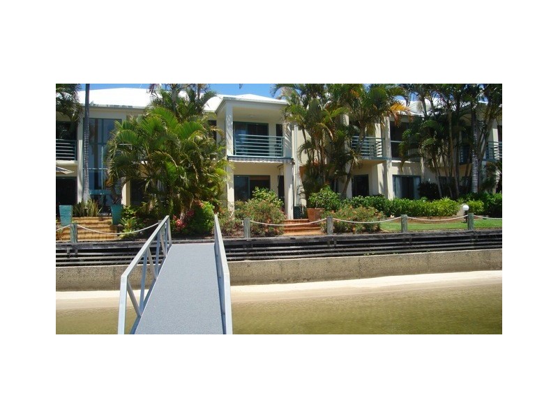 31/3 Lee Road, Runaway Bay QLD 4216