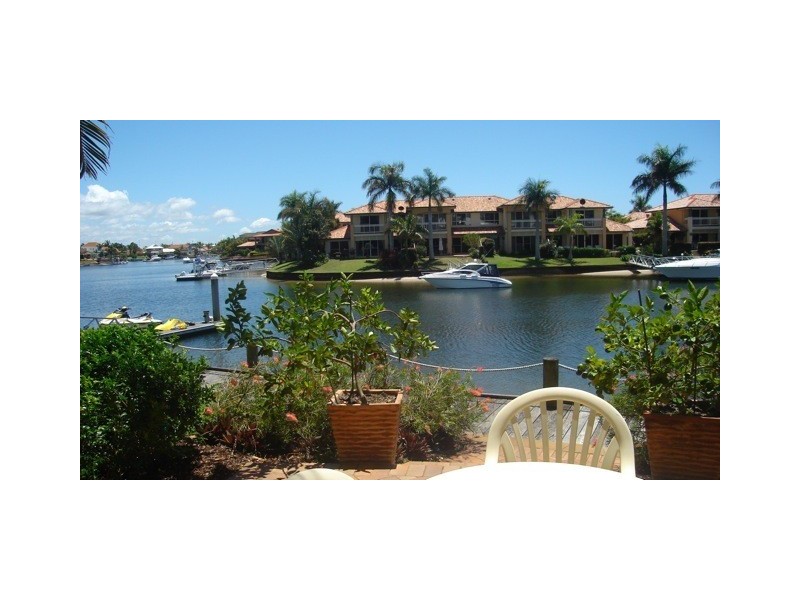 31/3 Lee Road, Runaway Bay QLD 4216