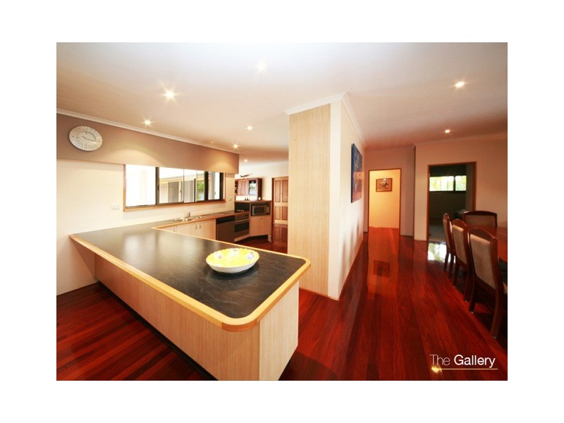19 Wewak Avenue, Runaway Bay QLD 4216