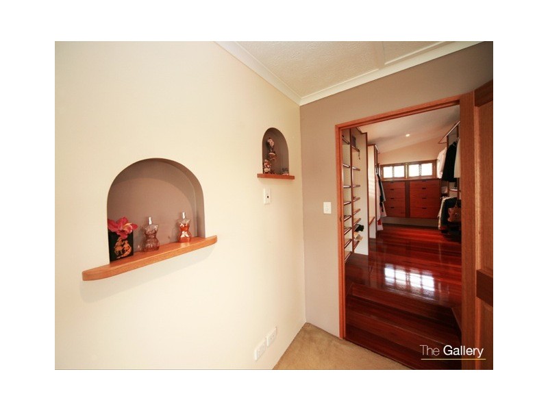 19 Wewak Avenue, Runaway Bay QLD 4216