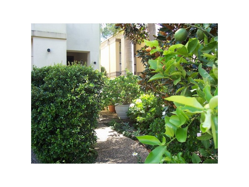 Hope Island QLD 4212