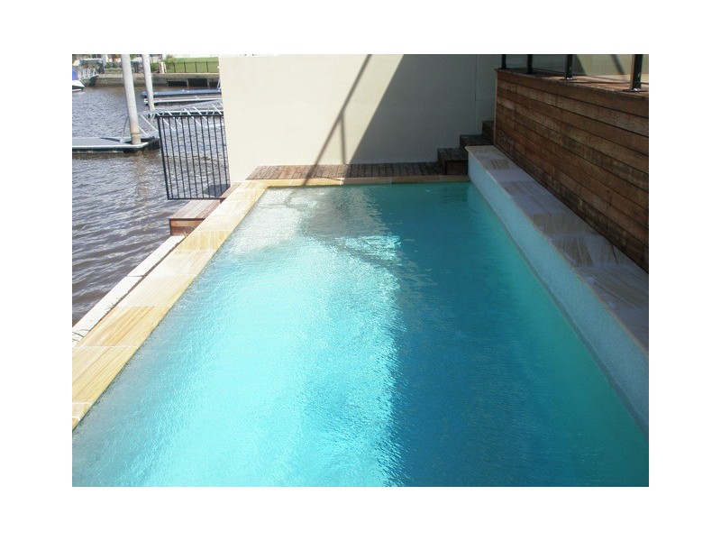 Biggera Waters QLD 4216