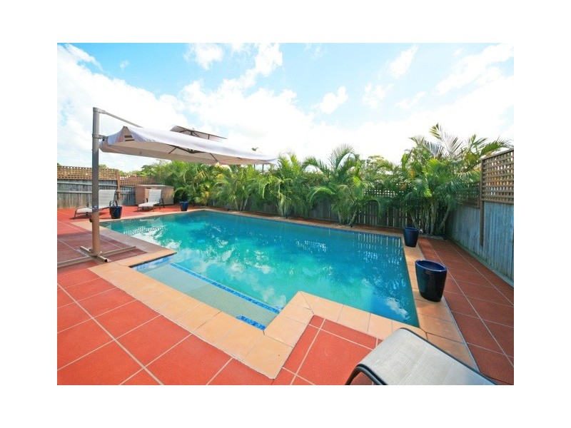 25  Tristan Court, Benowa QLD 4217