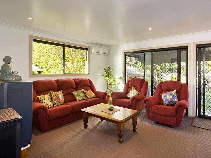 53 Mungera Street, Runaway Bay QLD 4216