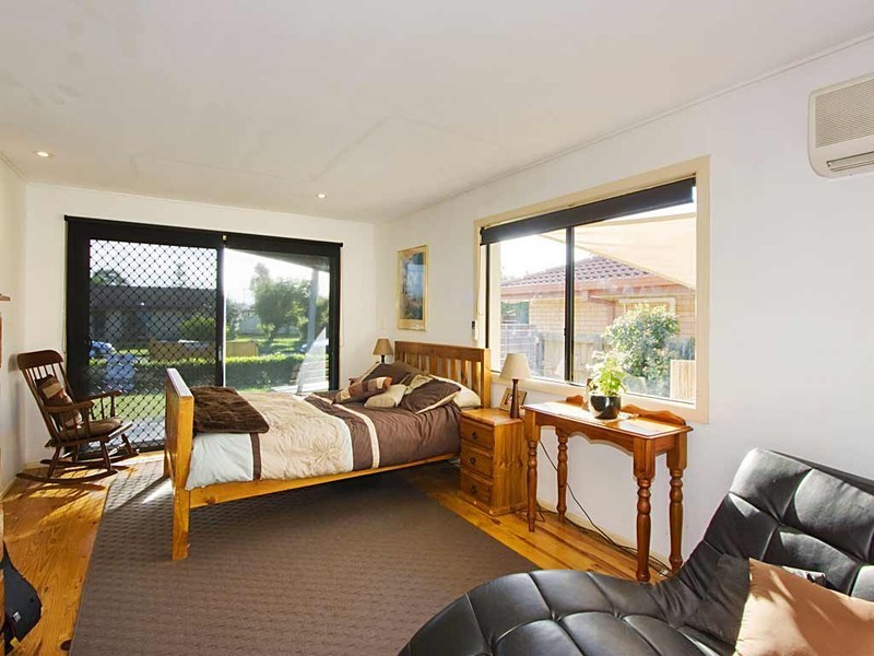53 Mungera Street, Runaway Bay QLD 4216