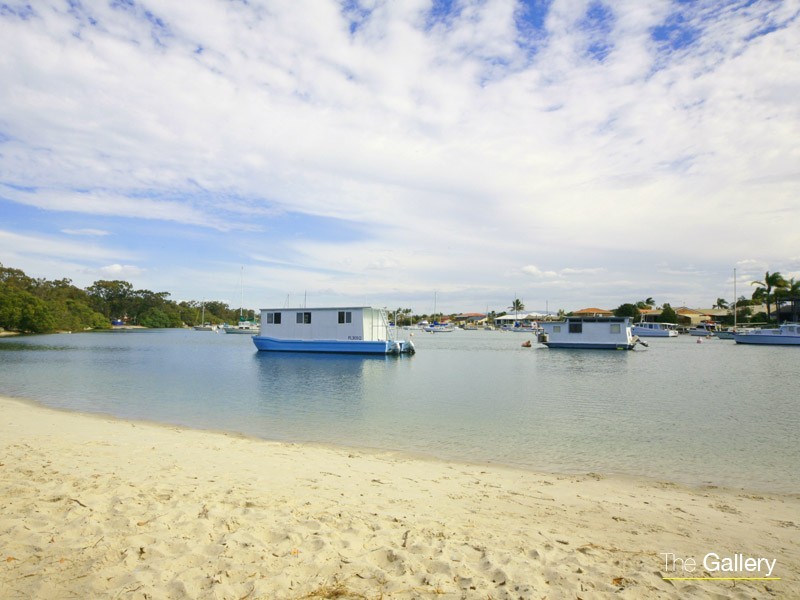 Paradise Point QLD 4216