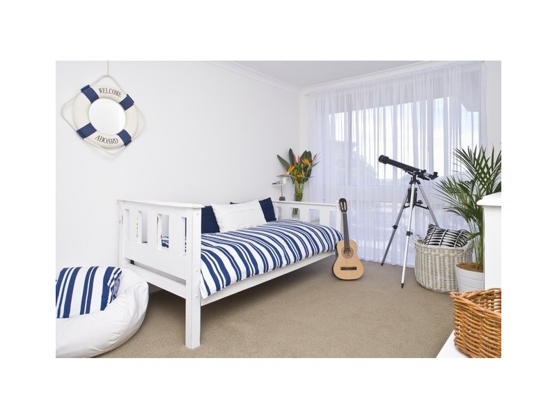 Paradise Point QLD 4216