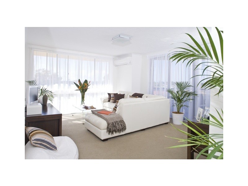 Paradise Point QLD 4216