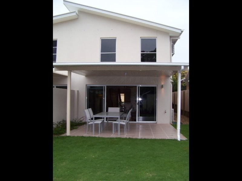 Labrador QLD 4215