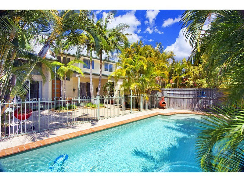 Biggera Waters QLD 4216