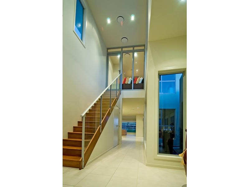 6188 Bolsena Circuit, Hope Island QLD 4212