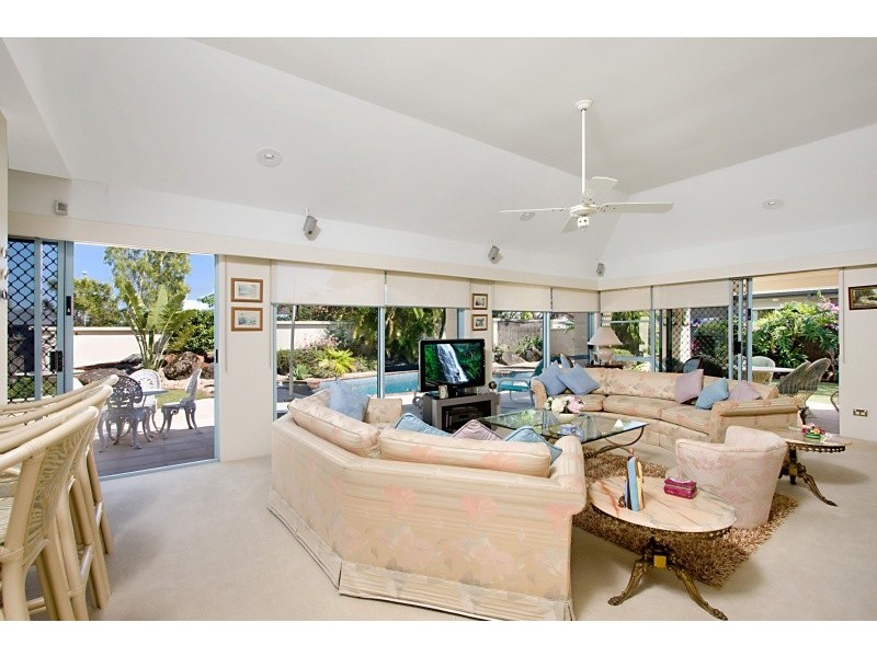 3 / 131 Morala Avenue, Runaway Bay QLD 4216