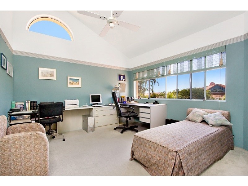 3 / 131 Morala Avenue, Runaway Bay QLD 4216