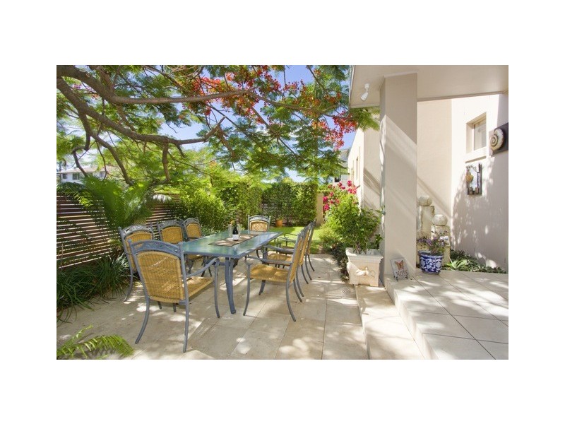 1 / 162 Muir Street, Labrador QLD 4215