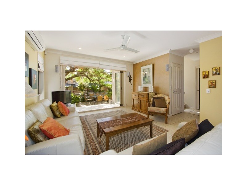 1 / 162 Muir Street, Labrador QLD 4215