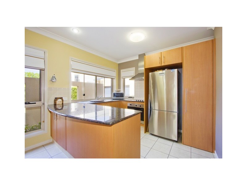 1 / 162 Muir Street, Labrador QLD 4215