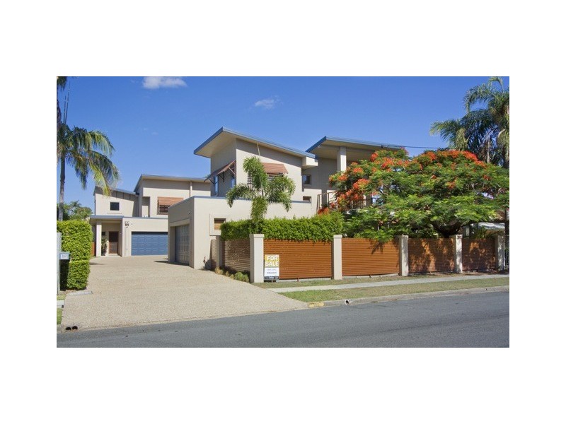 1 / 162 Muir Street, Labrador QLD 4215