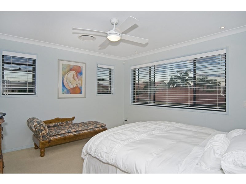 Hope Island QLD 4212
