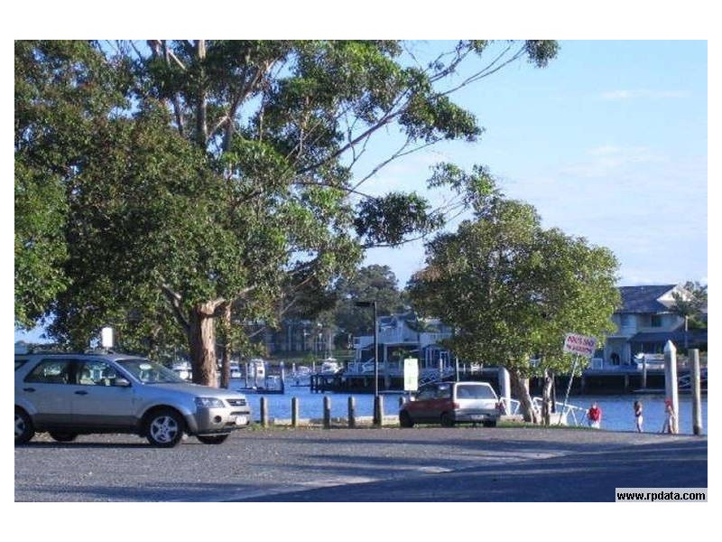 13 Tallawood Road, Coomera QLD 4209