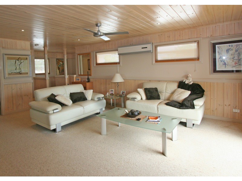 3 Amaroo Street, Biggera Waters QLD 4216