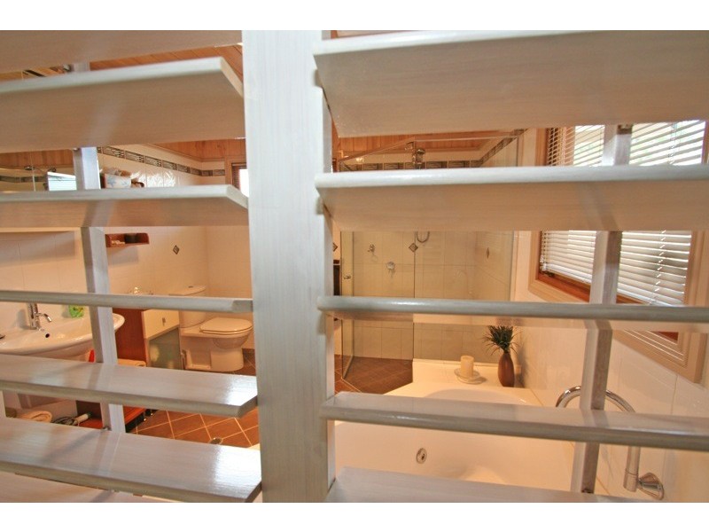 3 Amaroo Street, Biggera Waters QLD 4216