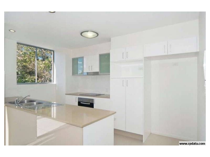 Paradise Point QLD 4216