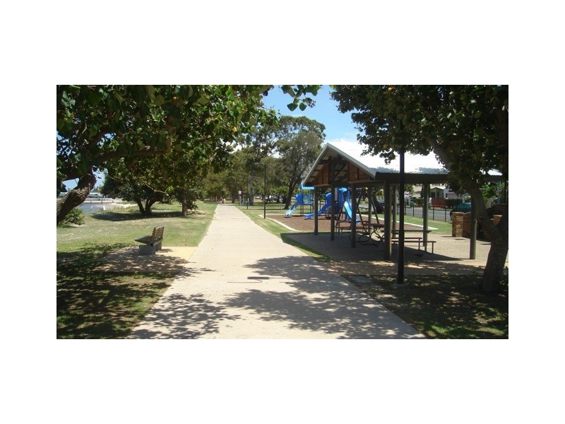 Paradise Point QLD 4216