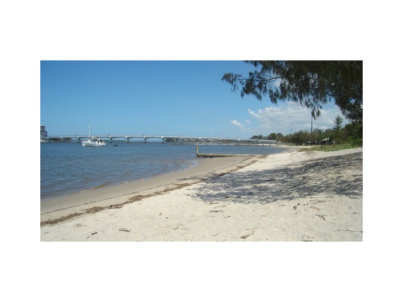 Paradise Point QLD 4216