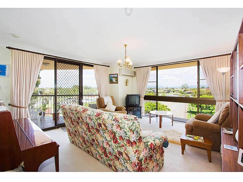 18/8 Paradise Parade, Paradise Point QLD 4216