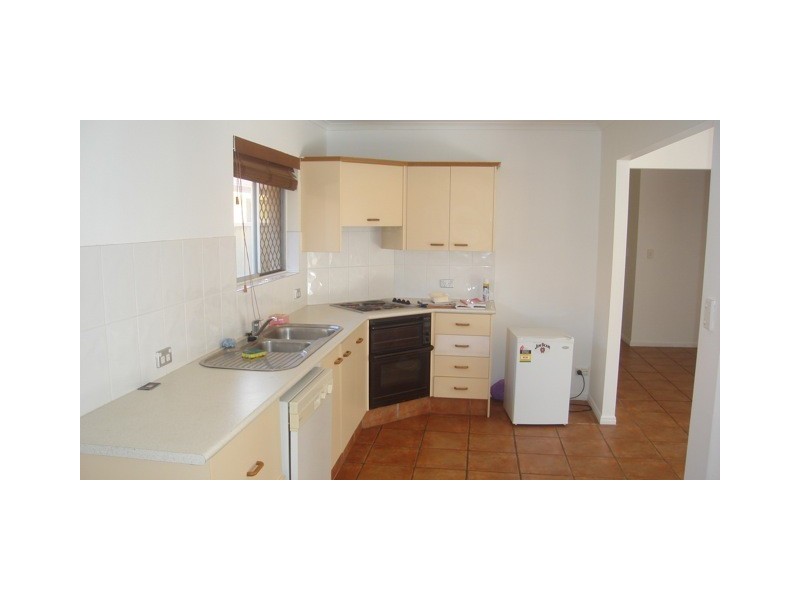 50 Annerley Avenue, Runaway Bay QLD 4216