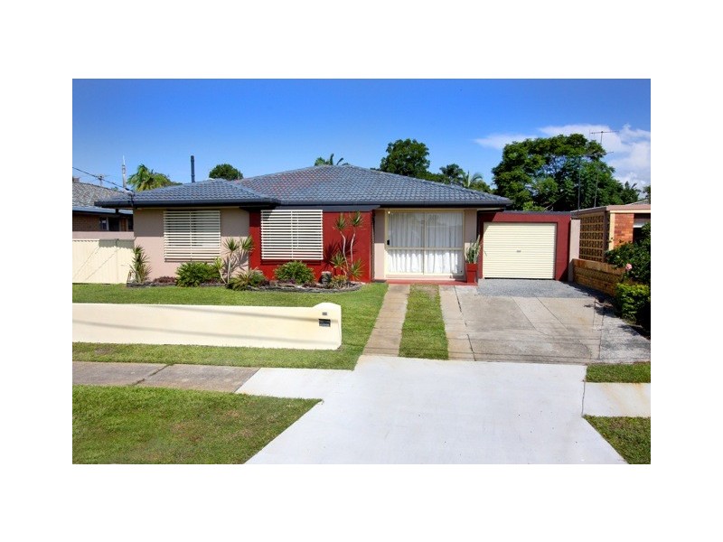 10 Willow Street, Biggera Waters QLD 4216