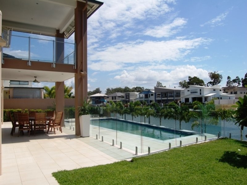 7 North Quay Drive, Biggera Waters QLD 4216