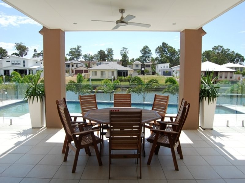 7 North Quay Drive, Biggera Waters QLD 4216